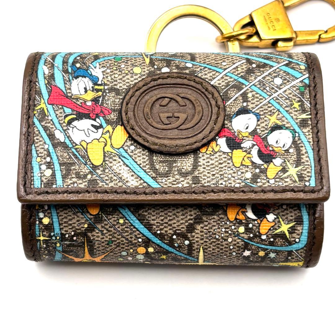 グッチ ディズニー AirPodsケース コラボ GGスプリーム 小物入れ