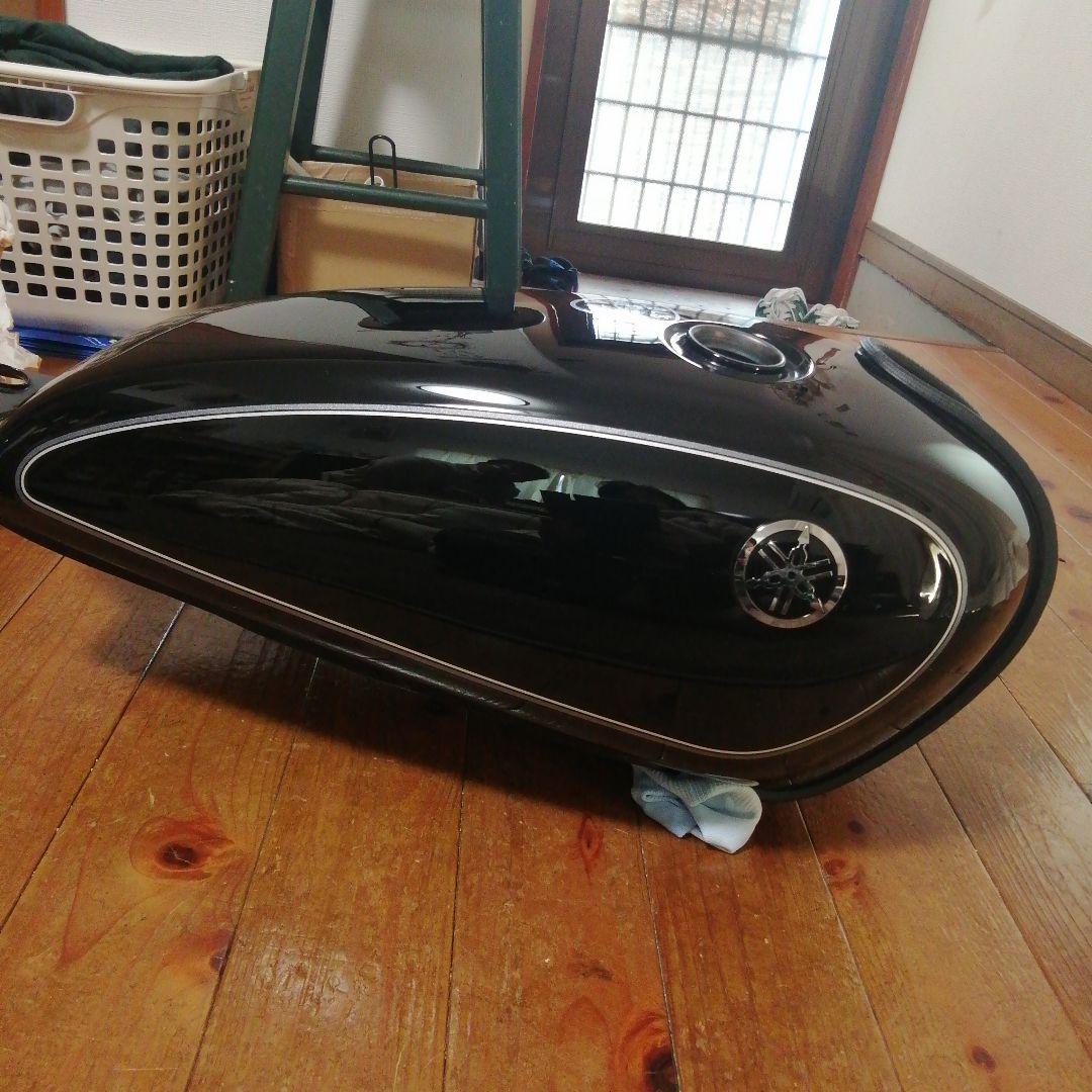 Yamaha SR400純正タンク サイドカバーシートカウルセット