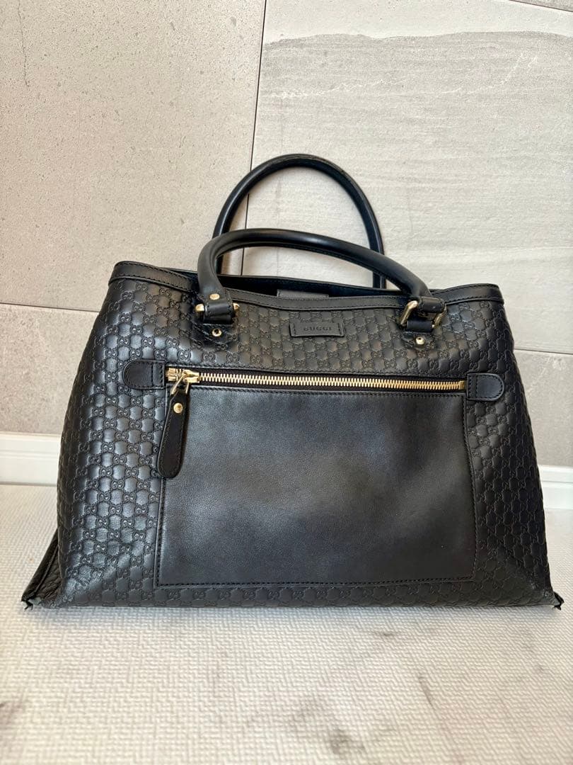 GUCCI ブラック キルティングビジネスバッグ