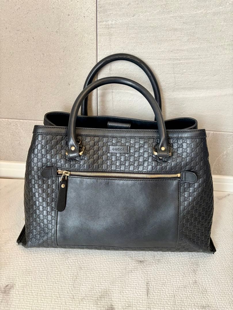 GUCCI ブラック キルティングビジネスバッグ