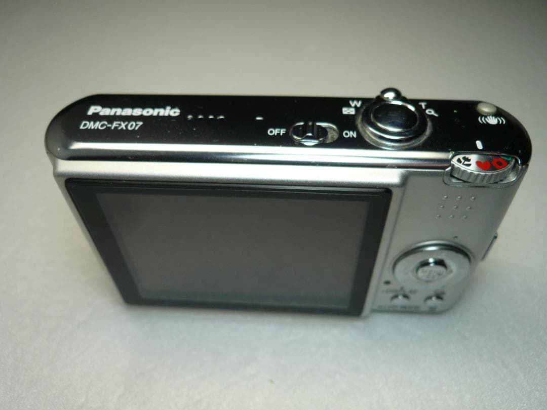 LUMIX★DMC-FX07⚠️必読有⭐️美品⭕️安心の実働品★シルバー