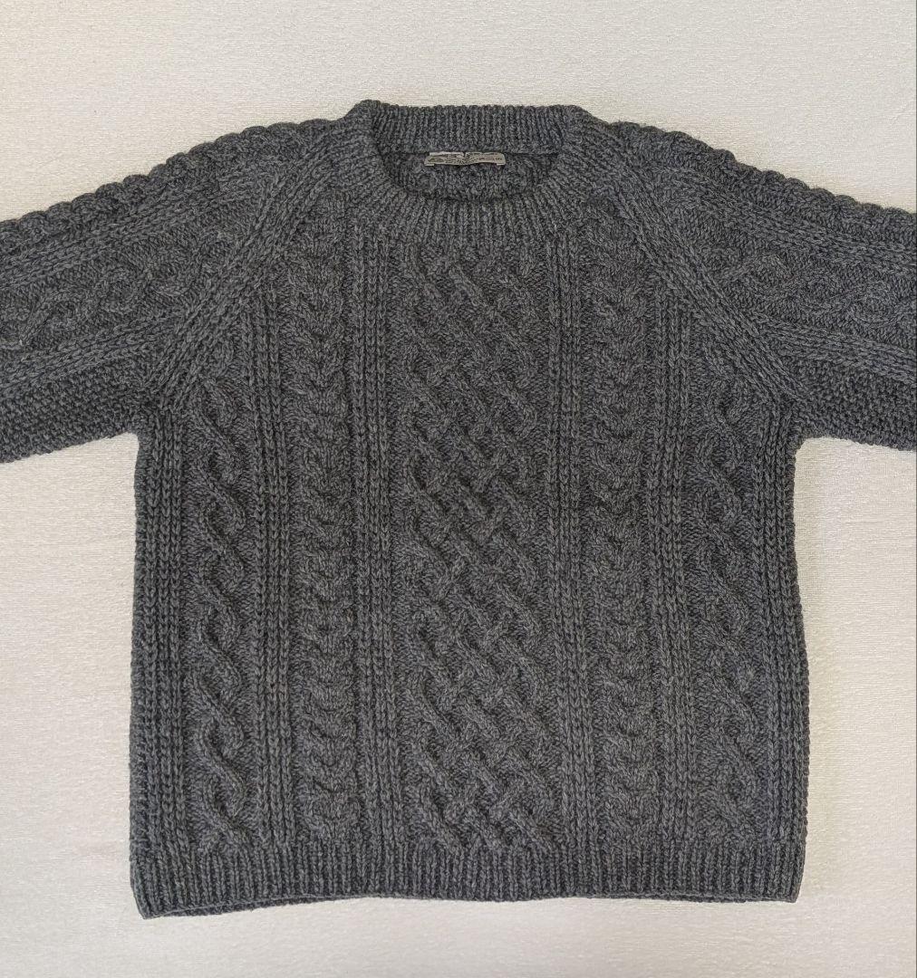 Inverallan グレー ケーブルニットセーター