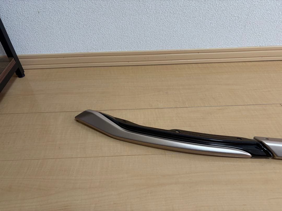 クラウンスポーツ　モデリスタ　フロントスポイラー