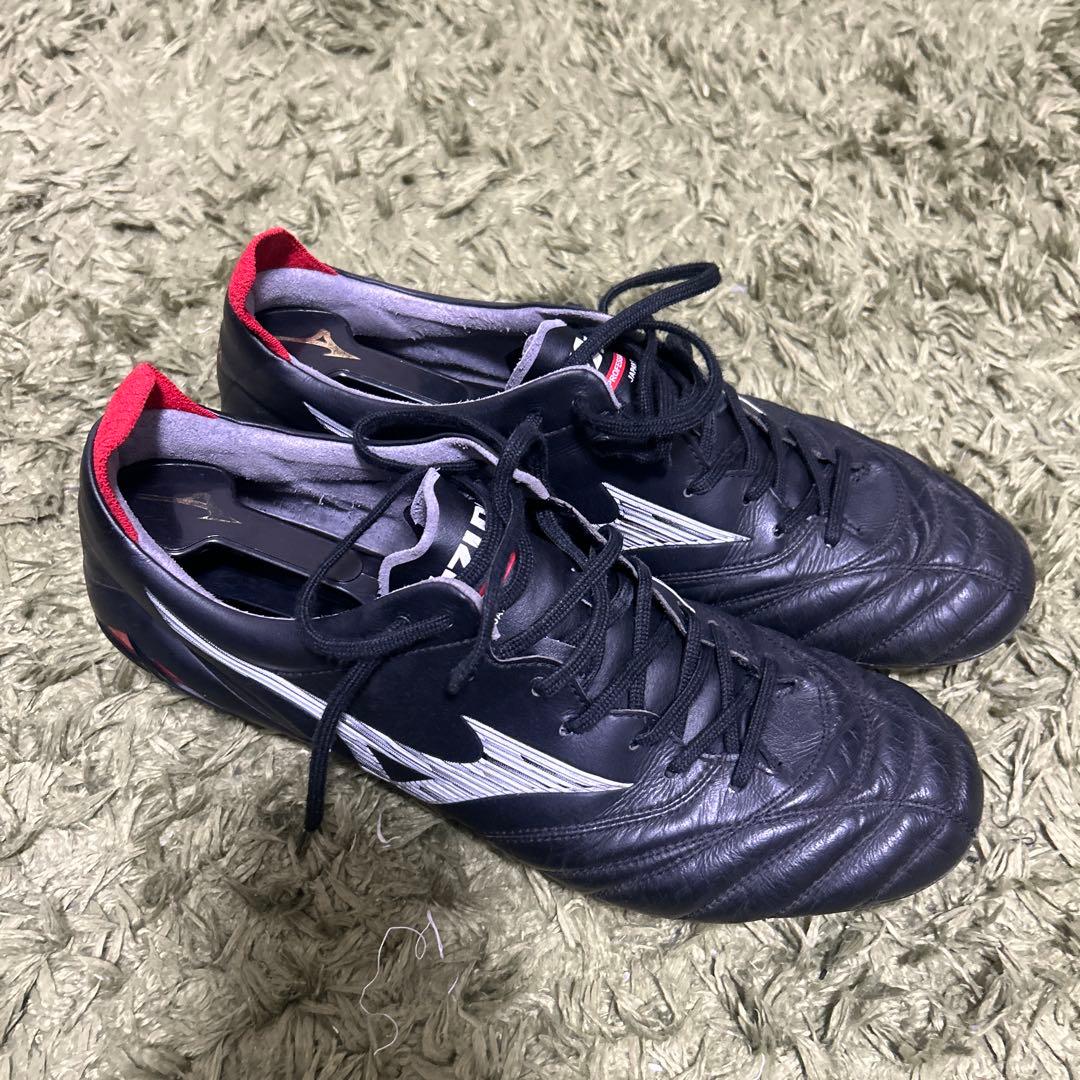 Mizuno Morelia II サッカーシューズ ブラック/レッド