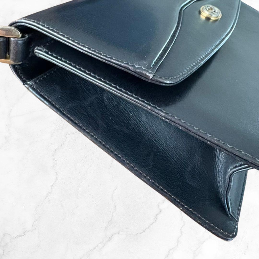 【希少】 グッチ 紋章 クレストチャーム ショルダーバッグ クラッチ 黒