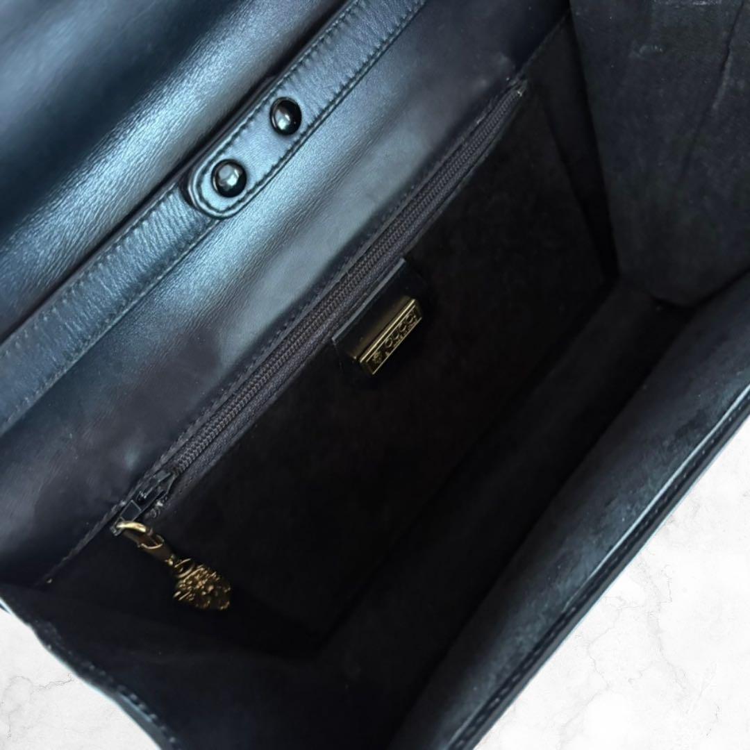 【希少】 グッチ 紋章 クレストチャーム ショルダーバッグ クラッチ 黒