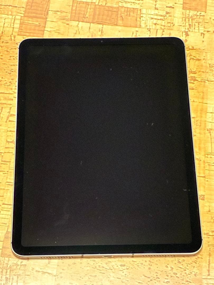 iPad Air第4世代　Wi-Fi+Cellularモデル