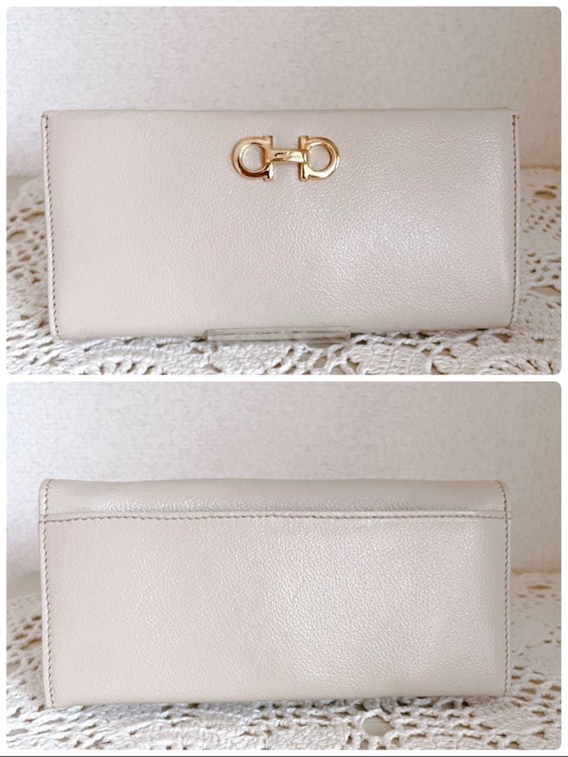 新品同様　サルヴァトーレフェラガモ長財布 ゴールド金具 ベージュ