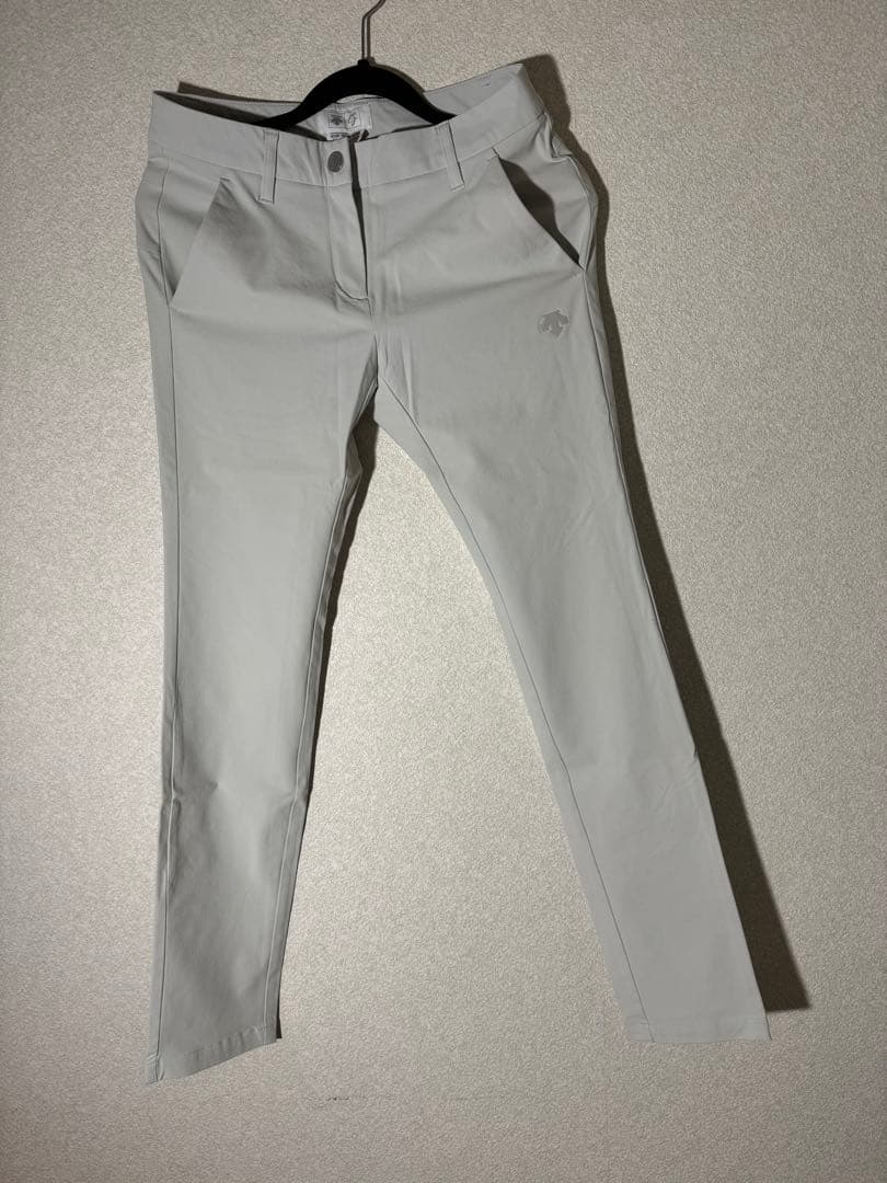 デサント　レディース ゴルフパンツ ライトグレー S