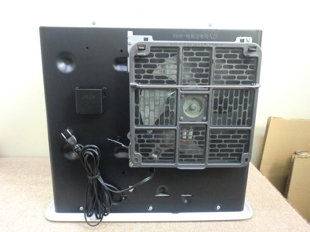 【中古品】ダイニチ 石油ファンヒーター FW-KS4718SGX リモコン付き