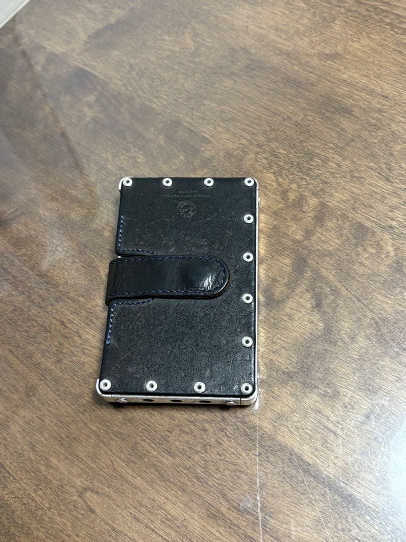 エアロコンセプト　名刺入れ