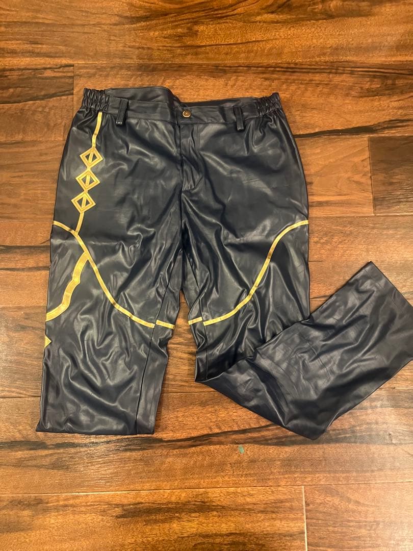 にじさんじ　ミラン・ケストレル　コスプレ衣装