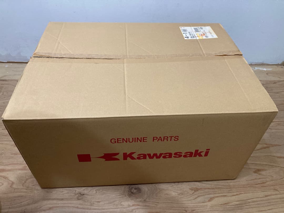 Kawasaki W650純正タンク