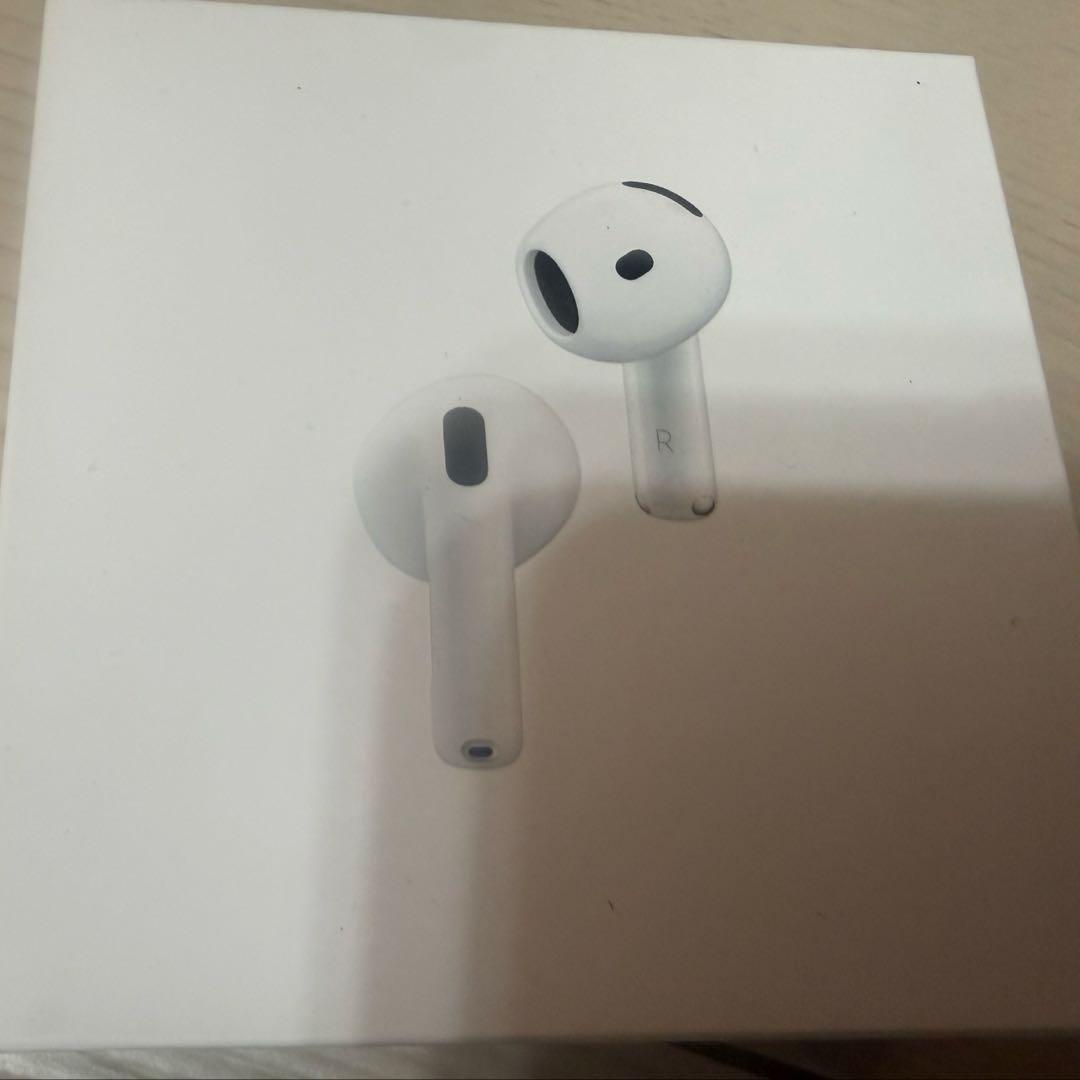 s*n様 値下げ済！AirPods 4 アクティブノイズキャンセリング搭載 新品