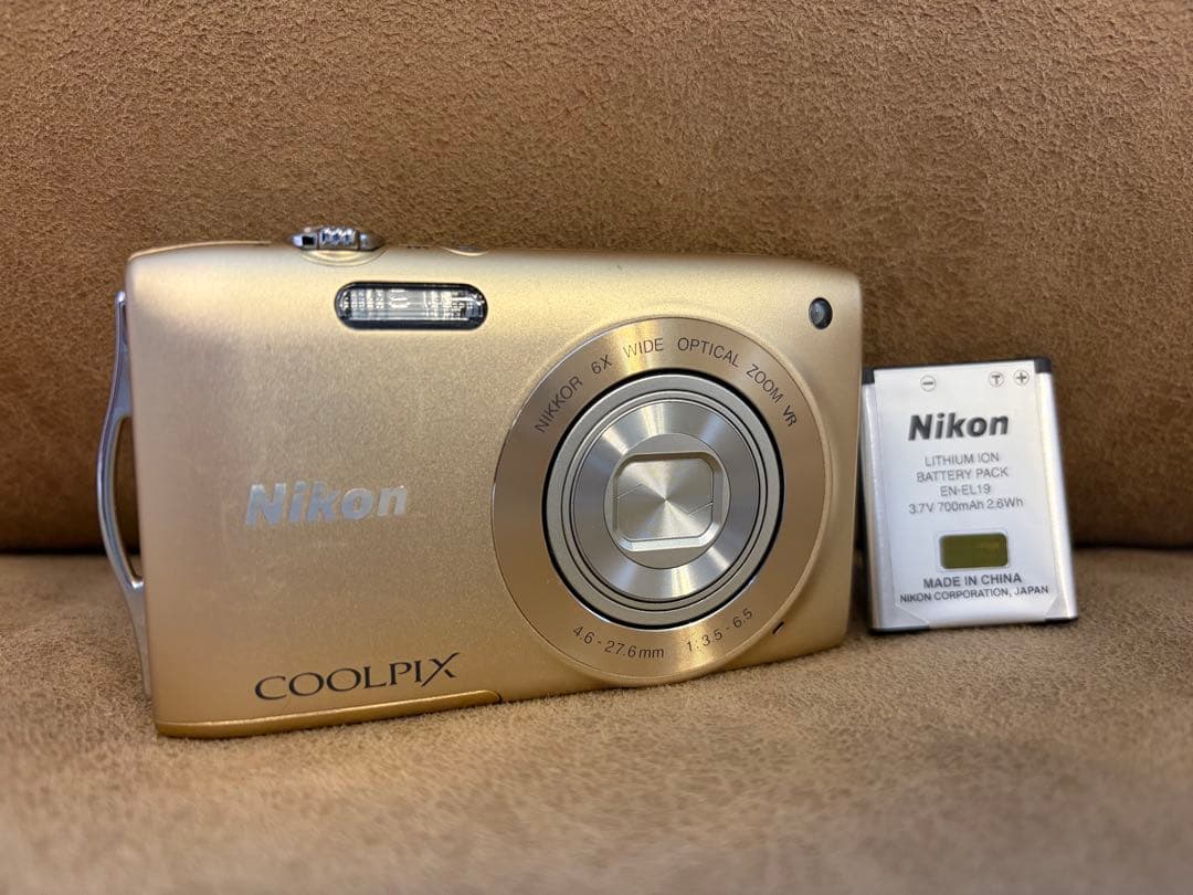 ニコン　cool pix S3300 値下げしました。