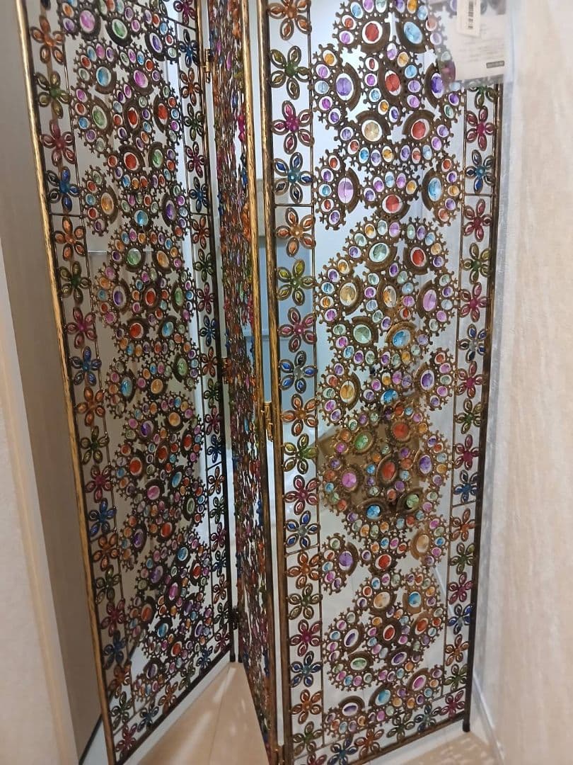 カラフル花柄金属製パーテーション