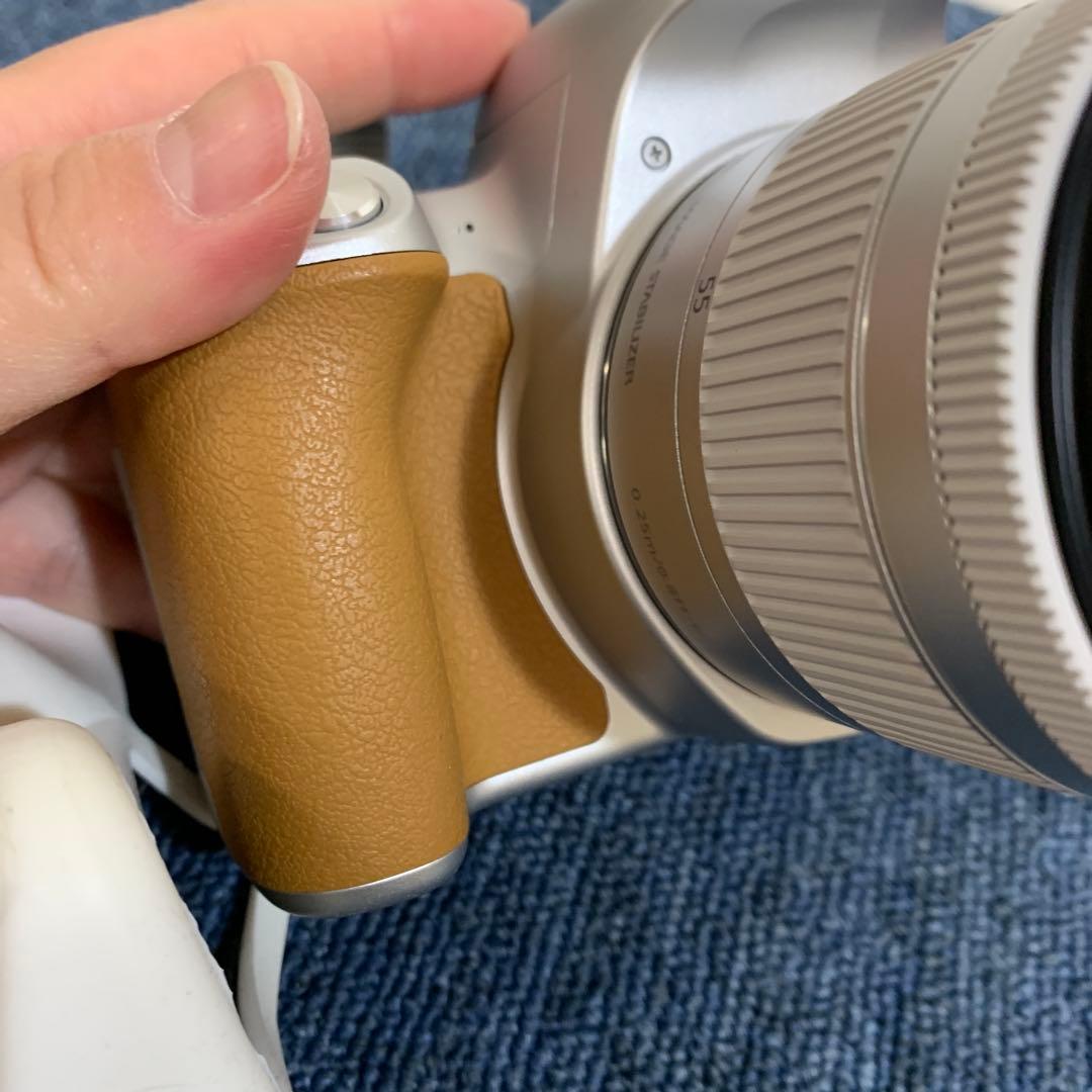 Canon キャノン EOS Kiss X9 シルバー 元箱有