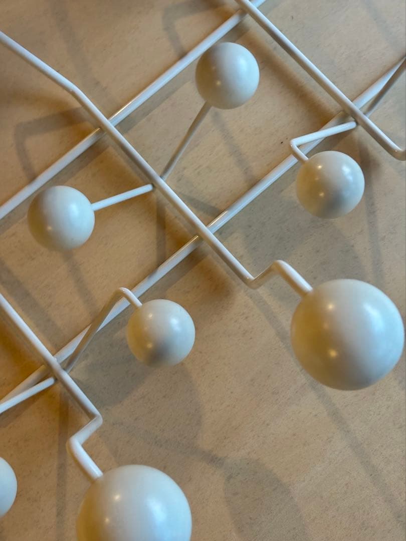 イームズ ハングイットオール（ホワイト）