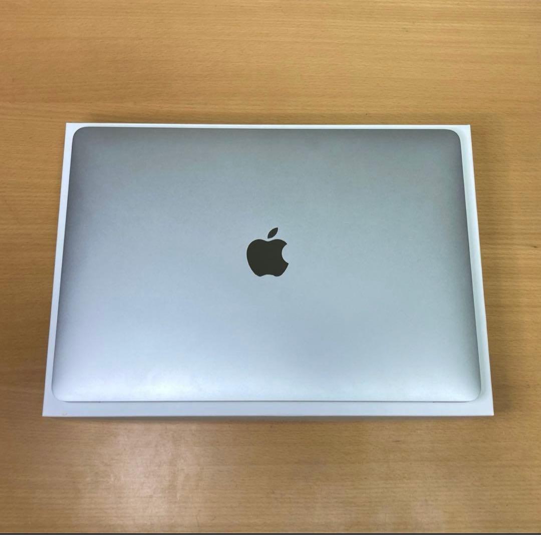 【by 】M1 MacBook Air 13インチ