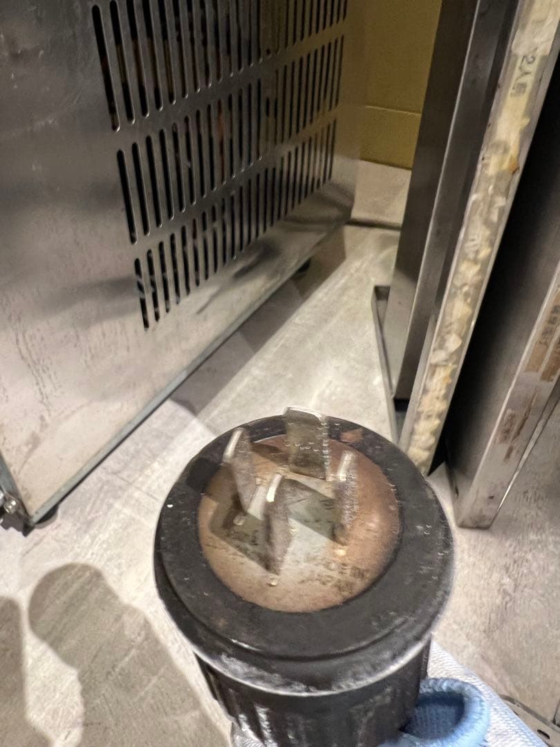 中古厨房 ホシザキ 製氷機 IM-230M-21