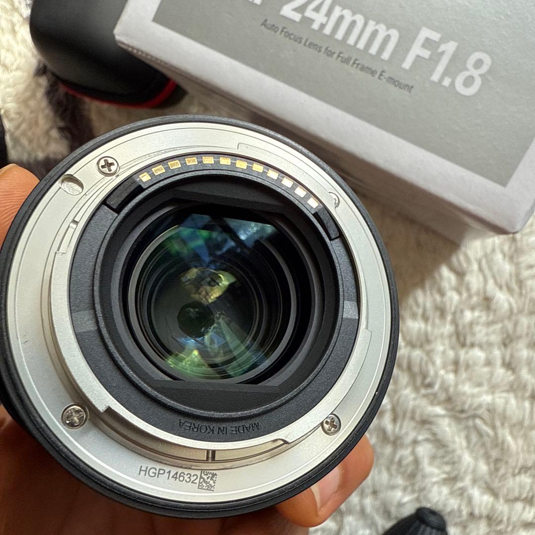 SAMYANG AF 24mm F1.8 レンズ