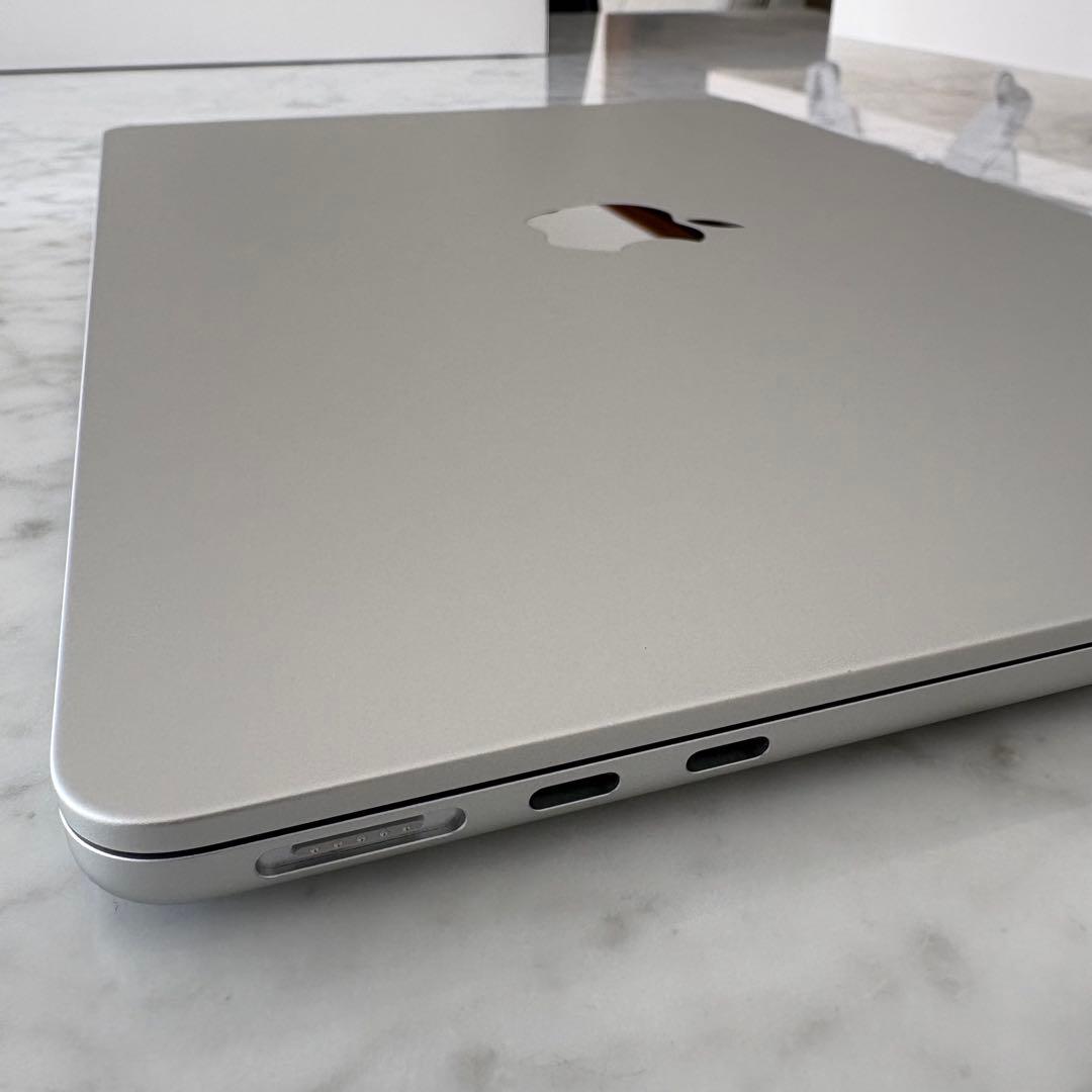 【超美品】512GB*13インチMacBook Air*シルバー*M4チップ