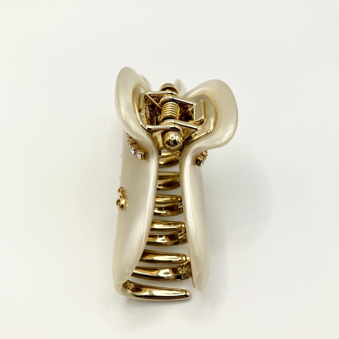 【極美品】ACCA　アッカ　ニューコラーナ　パールホワイト ヘアクリップ　M