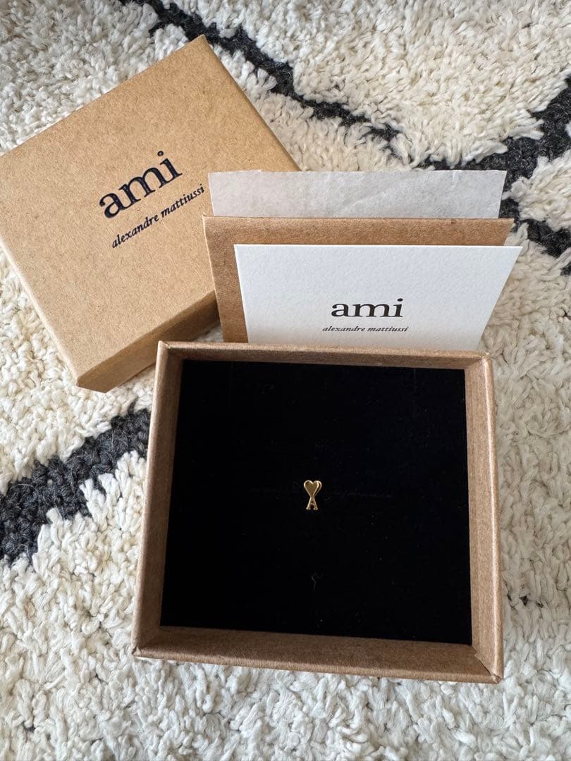 ami paris ハート　ピアス　（片耳）