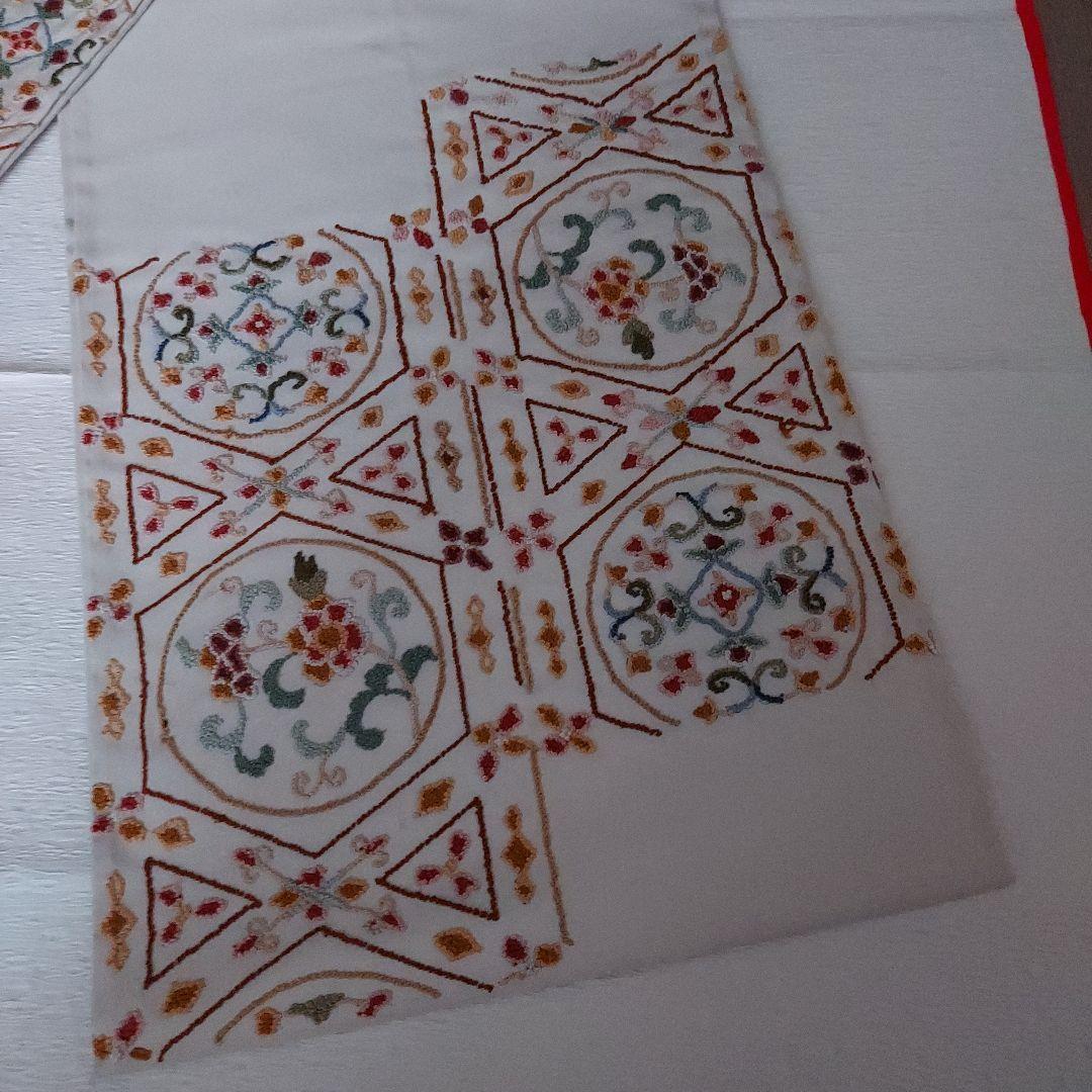 【新品未使用美品❣️】さがら刺繍　六通　正絹袋帯