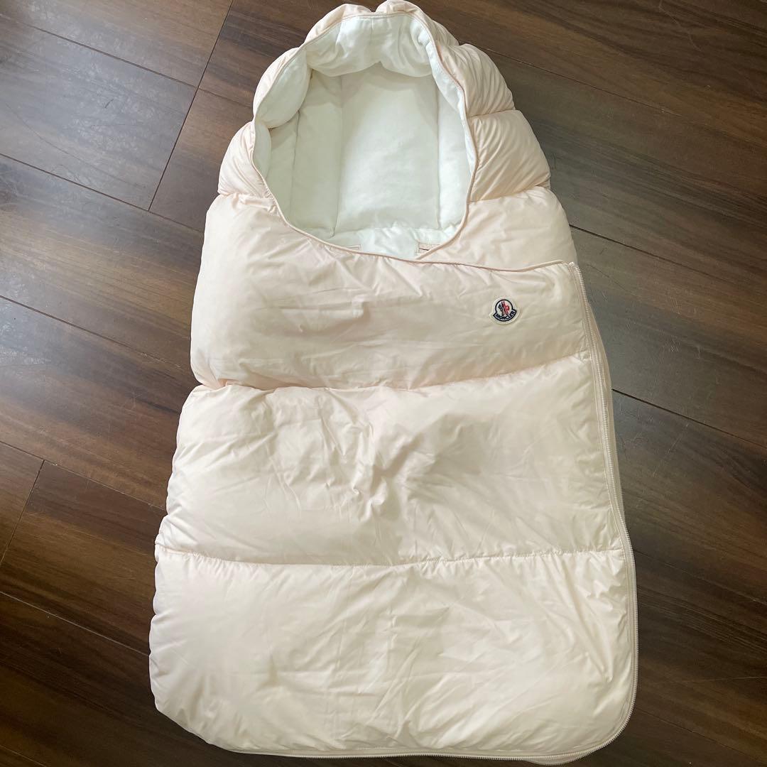【美品】【値下げ】MONCLER フード付きダウンブランケット