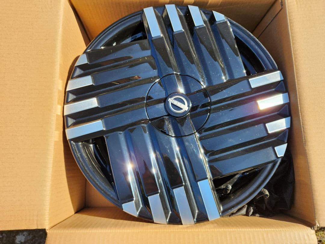 日産　AURA　純正アルミホイール　17インチ ホイール 6.5J