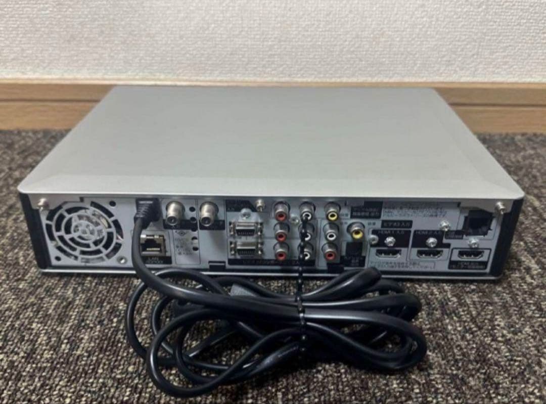 Wooo STATION UM-IP800 デジタルチュー ナージャンク本体のみ