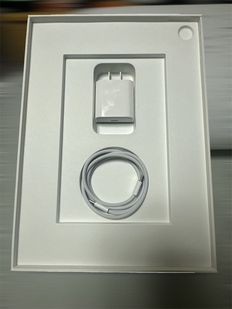 【極美品】iPad Air M3 11インチ ブルー　128GB 第7世代