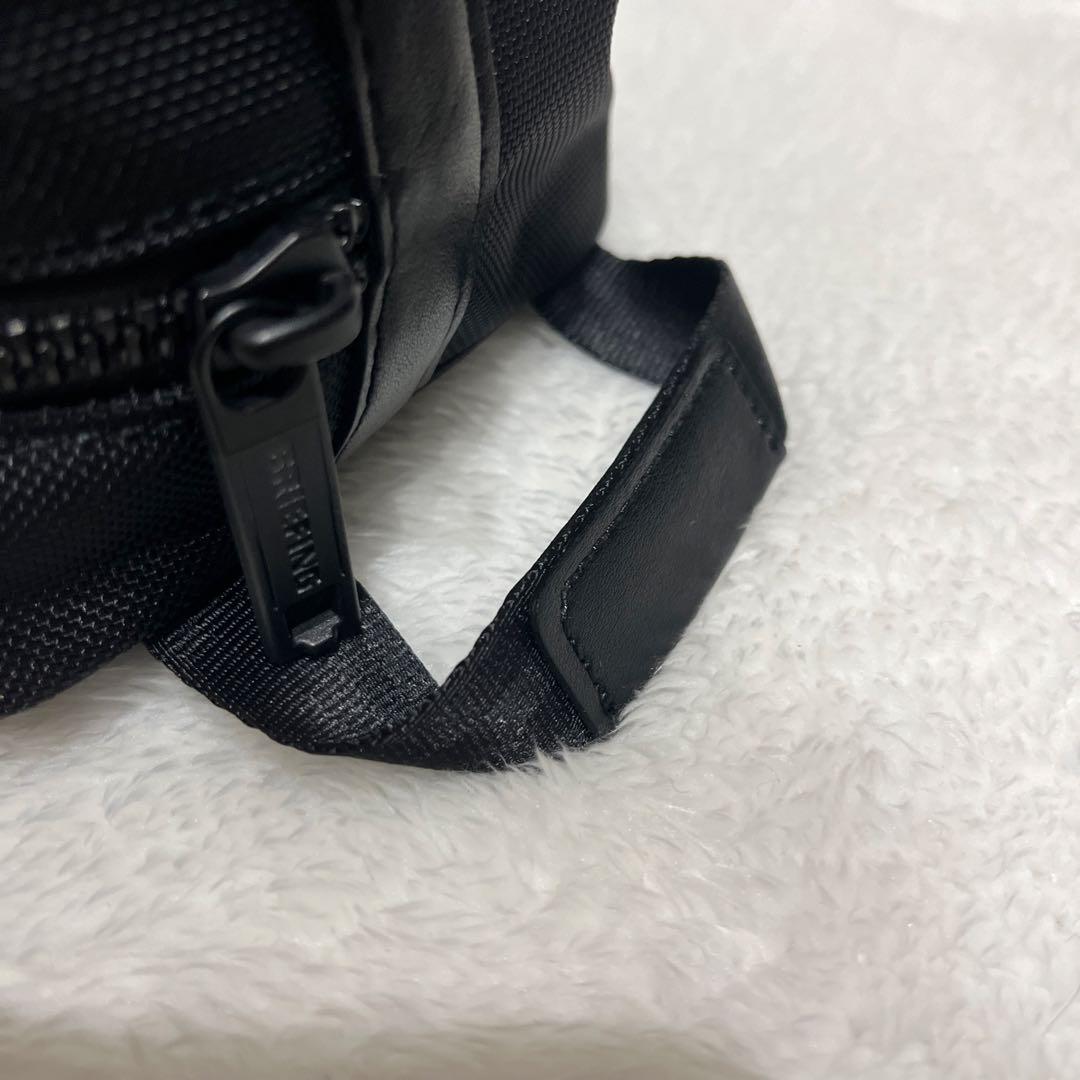 【希少・美品】BRIEFING BLACK LINE ONE ZIP POUCH