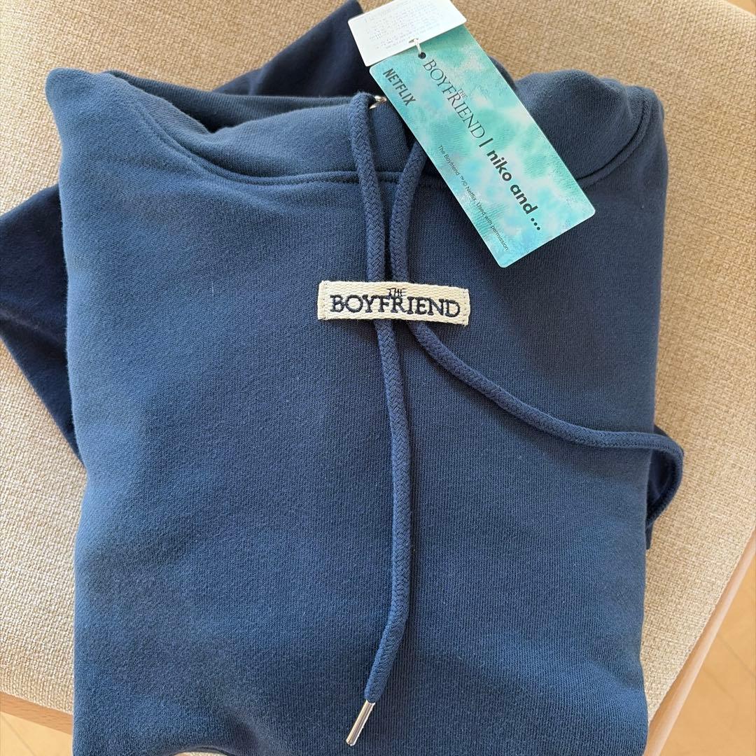 ボーイフレンド　パーカー　M