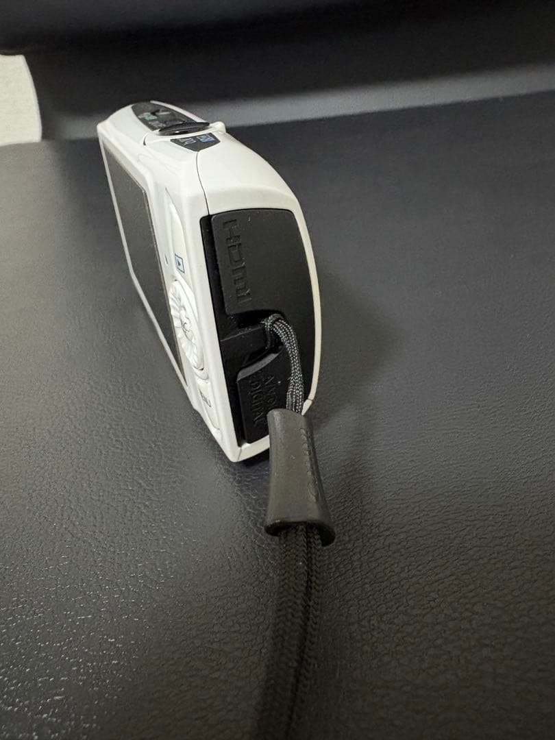 Canon IXY 305 ホワイト コンパクトデジタルカメラ