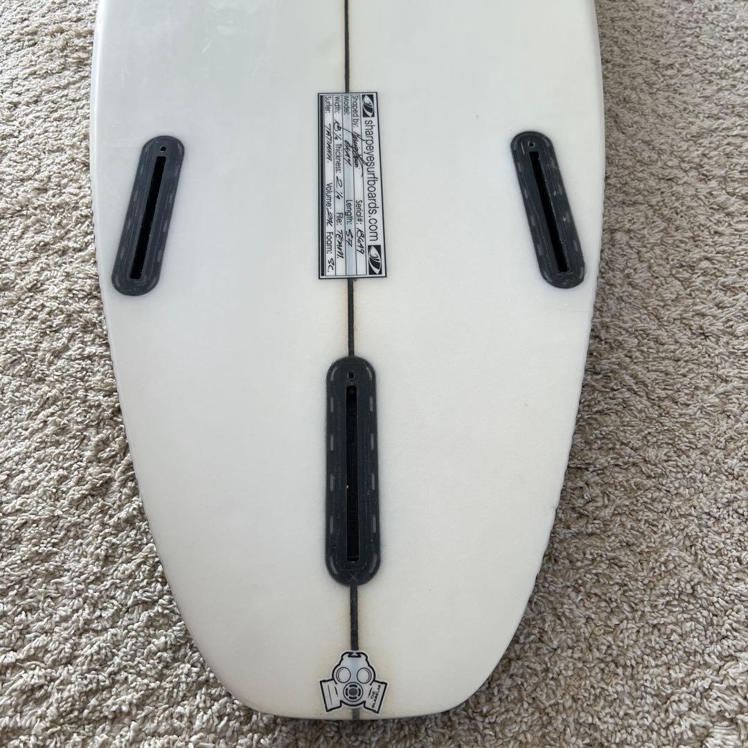 シャープアイOKAY 5’7 タティアナ・ウェストン・ウェブ使用ボード