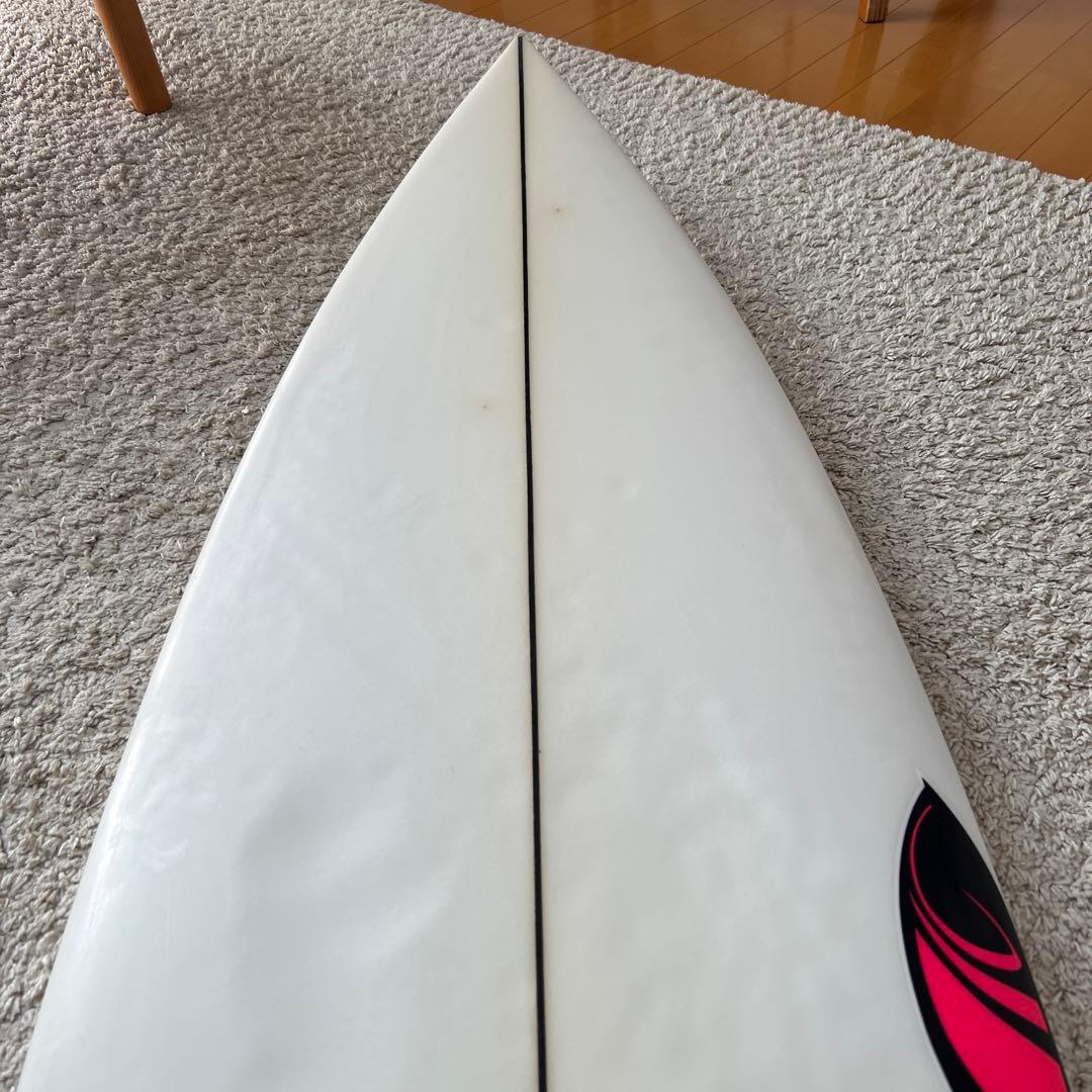 シャープアイOKAY 5’7 タティアナ・ウェストン・ウェブ使用ボード