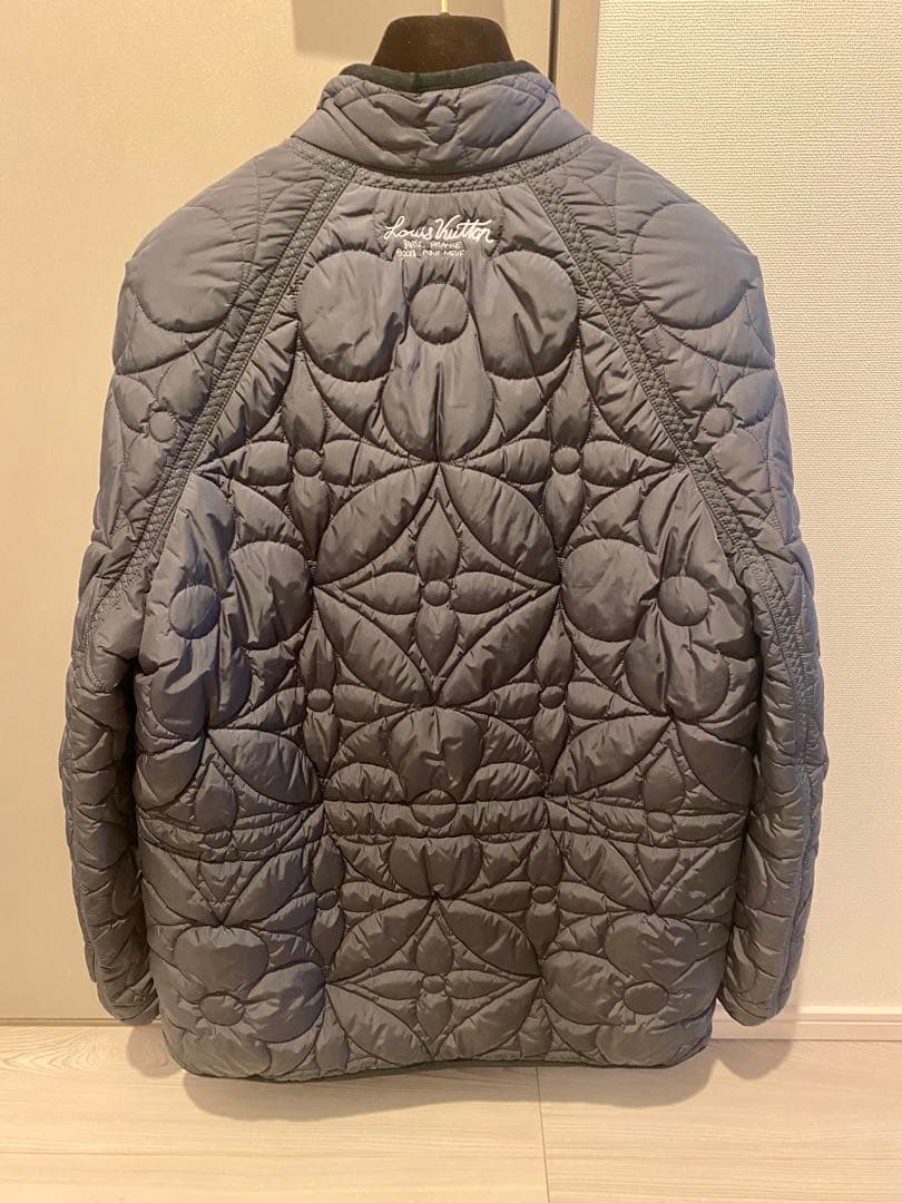 限定値下！ルイヴィトン モノグラムライトダウンジャケット 44　コート バッグ