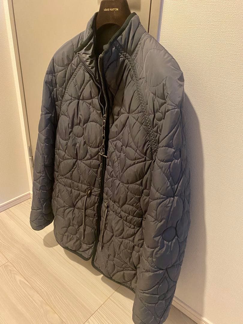 限定値下！ルイヴィトン モノグラムライトダウンジャケット 44　コート バッグ