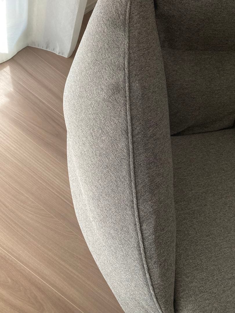 無印良品 空気でできたソファ チャコール
