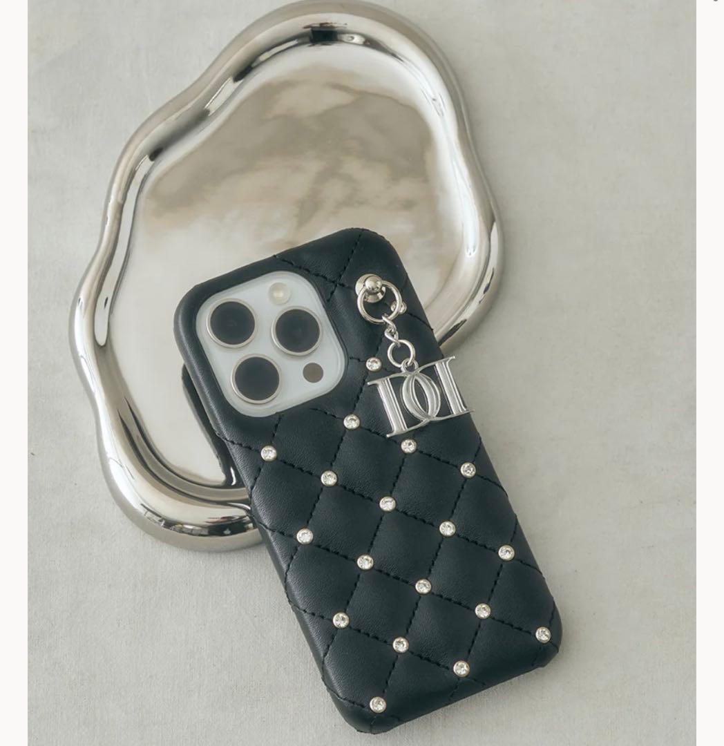 キルティングビジューDDチャームiPhone14ケース