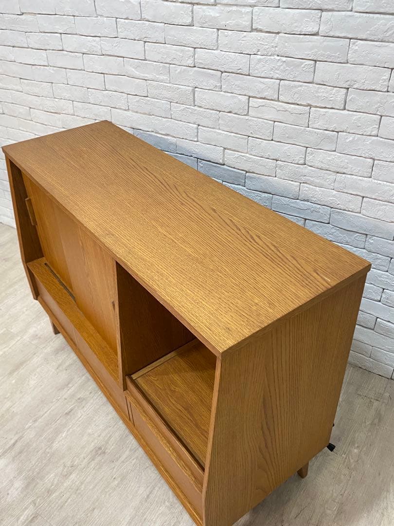 【Floris】キッチンカウンター　ウニコ　食器棚　シグネ　収納棚