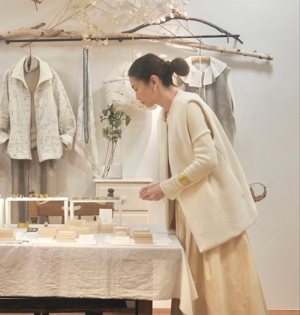 プリスティン フェイクファーノーカラージレ オフホワイト　オーガニックコットン