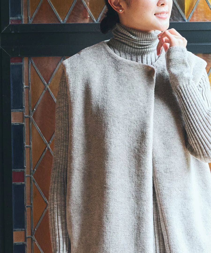 プリスティン フェイクファーノーカラージレ オフホワイト　オーガニックコットン