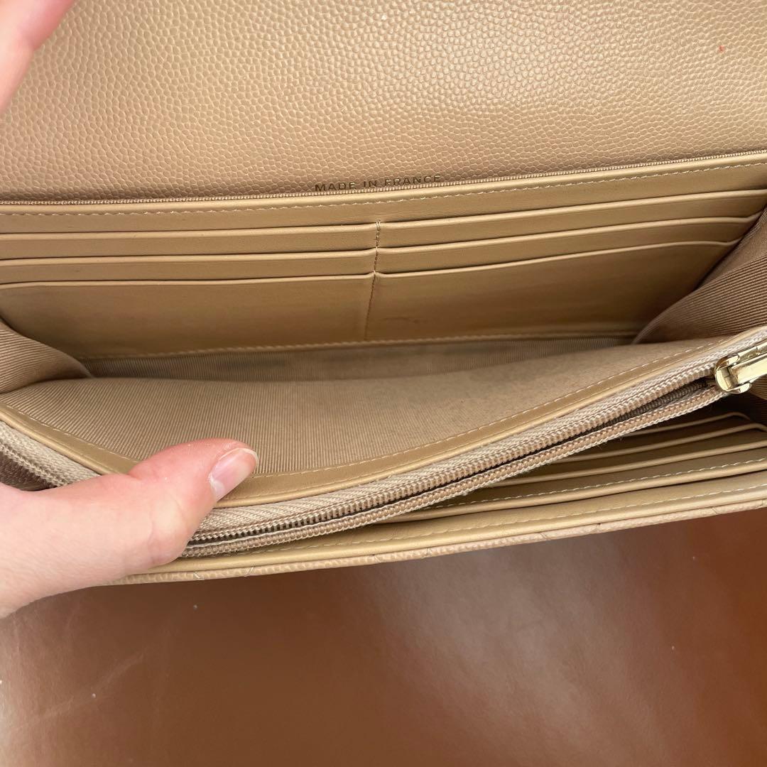 シャネル 長財布 キャビアスキン ベージュ ショルダーストラップ付き