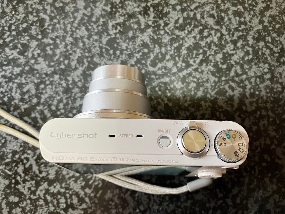 SONY G コンパクトデジタルカメラ ホワイト ケース付き