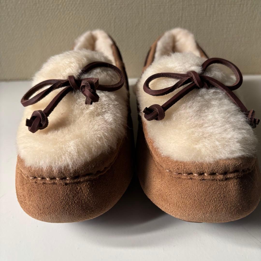 未使用級⭐︎UGG アグ モカシン ファー シープスキン スリッポン 23.0