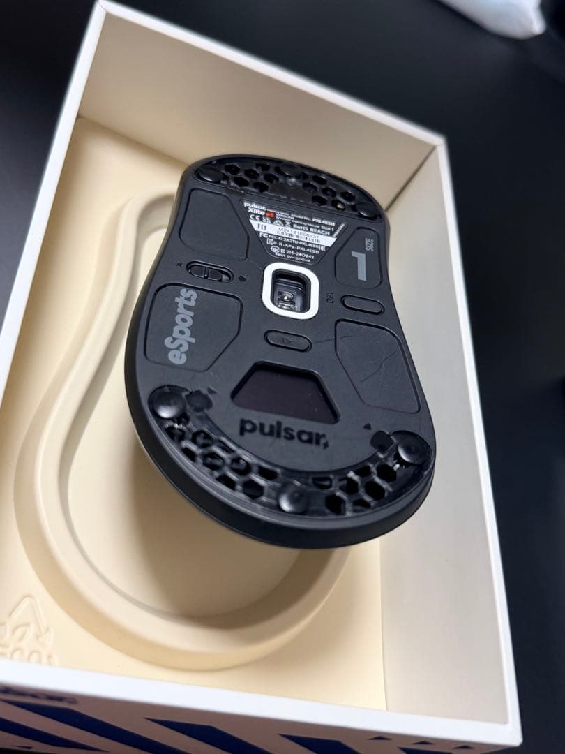 マウス・トラックボール Pulsar Xlite V4 es size1