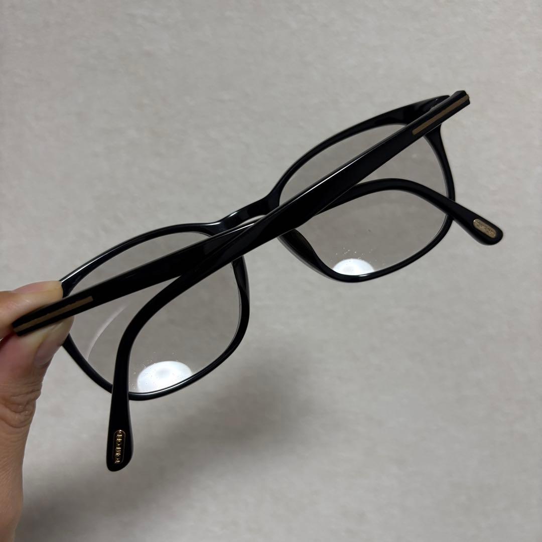 TOM FORD メガネ ケース付き